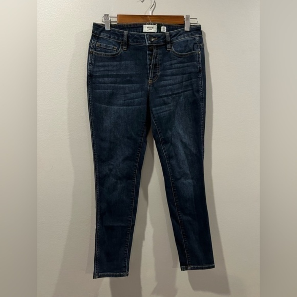 Miss Me skinny jeans